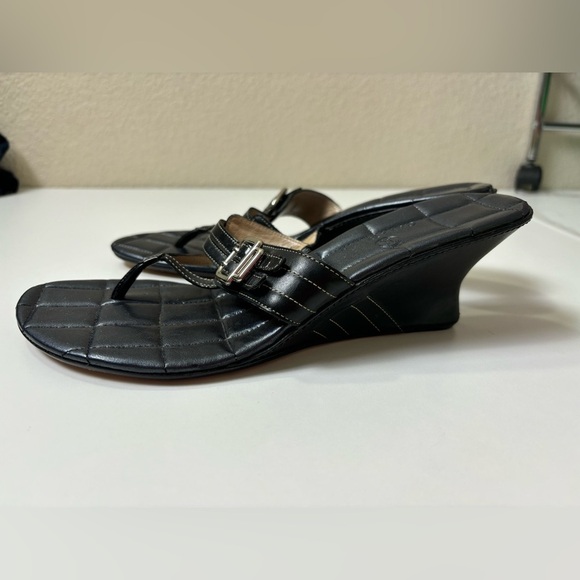 Cole Haan Buckle Strap Leather Wedge Flip Flop Style Sandals 8.5 - Picture 5 of 10